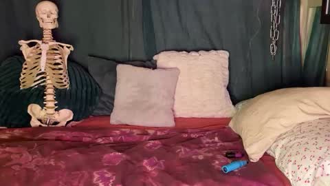    RAMONA Q   online show from 12-09-24, 12:30