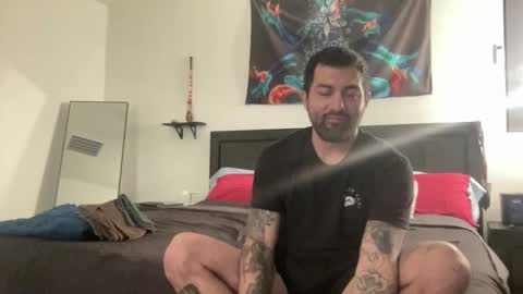 Snapshot of ramsok0321 chatting on 12-24-24, 02:43 Marcos online show from 12-24-24, 02:43