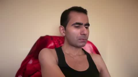       online show from 06-22-26, 04:31