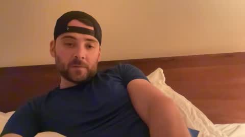 randomdude5950 online show from 05-18-26, 01:45