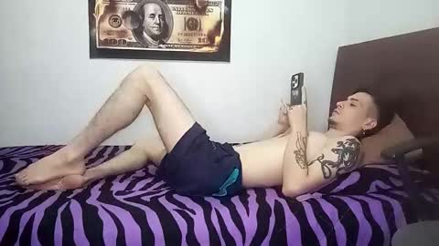 Snapshot of rangel_sex chatting on 04-28-26, 02:27 Rangel and Lola online show from 04-28-26, 02:27