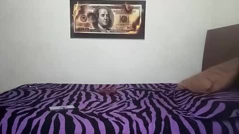 Snapshot of rangel_sex chatting on 05-02-26, 02:05 Rangel and Lola online show from 05-02-26, 02:05