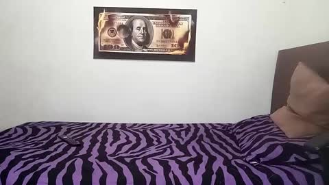 Snapshot of rangel_sex chatting on 05-14-26, 04:14 Rangel and Lola online show from 05-14-26, 04:14