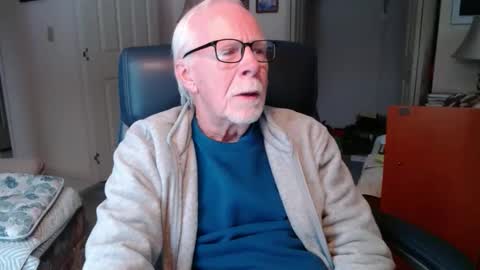 ranger1001 online show from 01-11-26, 07:52