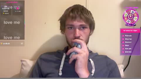 Snapshot of rap1d5 chatting on 06-19-26, 06:01 RAP1D online show from 06-19-26, 06:01