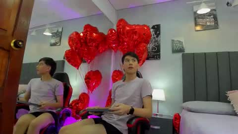 Raphael Nyon online show from 02-24-26, 03:37