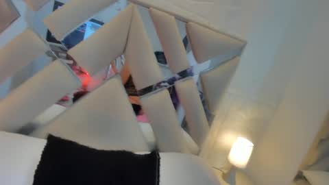 Snapshot of raquel_moore chatting on 02-05-25, 08:11 Raquel Moore online show from 02-05-25, 08:11