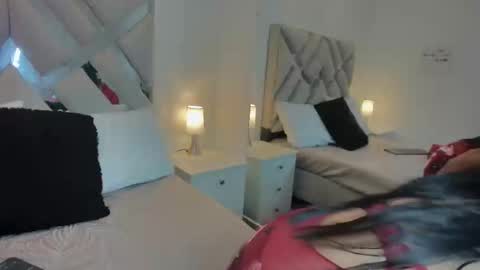 Snapshot of raquel_moore chatting on 03-12-25, 08:41 Raquel Moore online show from 03-12-25, 08:41
