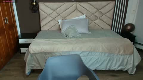 Raquel online show from 02-22-25, 11:46