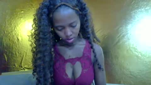 Snapshot of rasoanirinaa chatting on 06-22-26, 03:58 rasoanirinaa online show from 06-22-26, 03:58