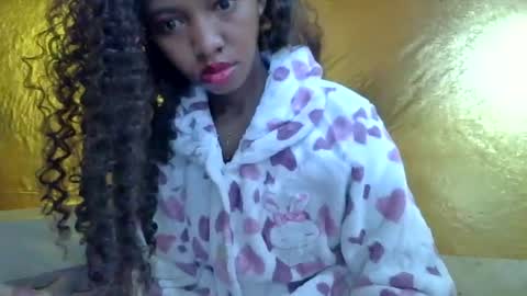 Snapshot of rasoanirinaa chatting on 06-24-26, 01:37 rasoanirinaa online show from 06-24-26, 01:37