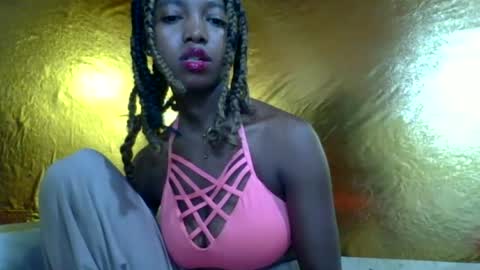 Snapshot of rasoanirinaa chatting on 06-27-26, 07:57 rasoanirinaa online show from 06-27-26, 07:57