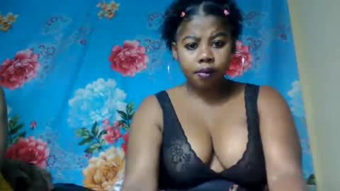 rasoavelo online show from 07-25-26, 09:07
