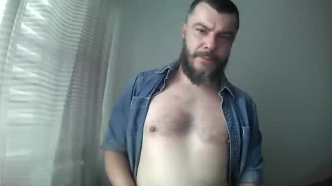 Snapshot of ravart43 chatting on 05-18-26, 07:14 ravart43 online show from 05-18-26, 07:14