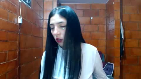 Snapshot of raven__purple chatting on 01-24-25, 01:35 raven__purple online show from 01-24-25, 01:35