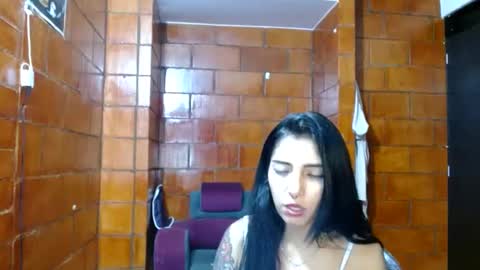 Snapshot of raven__purple chatting on 01-29-25, 05:09 raven__purple online show from 01-29-25, 05:09