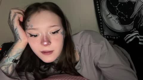 Snapshot of raven_armor chatting on 05-12-26, 04:59 raven_armor online show from 05-12-26, 04:59
