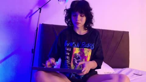 Snapshot of raven_oa chatting on 06-03-26, 02:33 online show from 06-03-26, 02:33