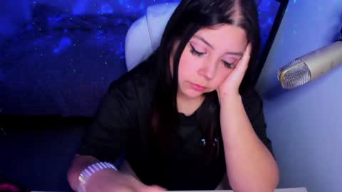 Snapshot of raven_toky0 chatting on 01-25-25, 04:45 Raven online show from 01-25-25, 04:45