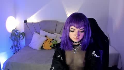 ravencollen online show from 11-18-25, 12:31