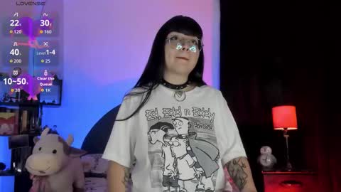 Snapshot of ravendark_666 chatting on 02-06-26, 02:16 Raven online show from 02-06-26, 02:16