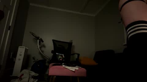 RavenDollX online show from 05-06-26, 01:57