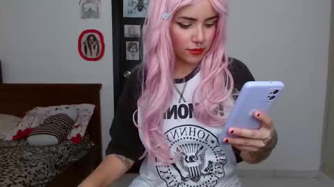 ravenlotus online show from 10-21-25, 07:14