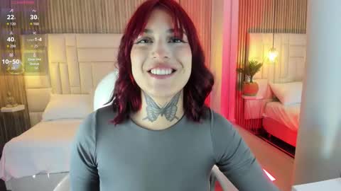 Snapshot of ravenn21 chatting on 02-21-26, 11:44 Raven online show from 02-21-26, 11:44