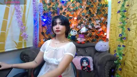Snapshot of ravenn_20 chatting on 01-27-25, 11:22 RavenN online show from 01-27-25, 11:22