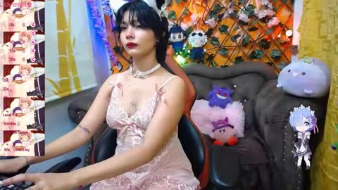 Snapshot of ravenn_20 chatting on 02-04-25, 11:27 RavenN online show from 02-04-25, 11:27