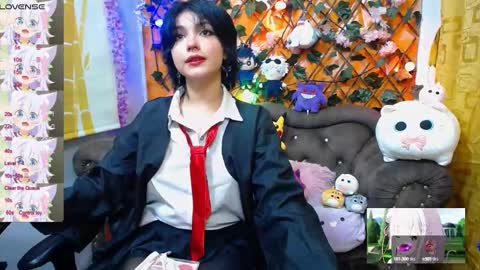Snapshot of ravenn_20 chatting on 02-21-25, 11:22 RavenN online show from 02-21-25, 11:22