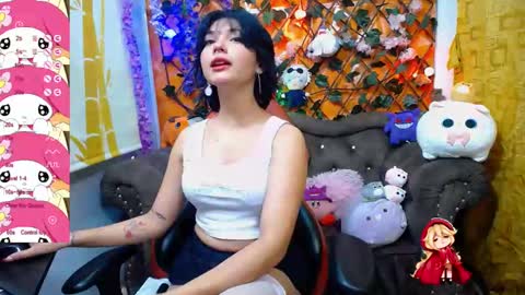 Snapshot of ravenn_20 chatting on 02-26-25, 11:30 RavenN online show from 02-26-25, 11:30