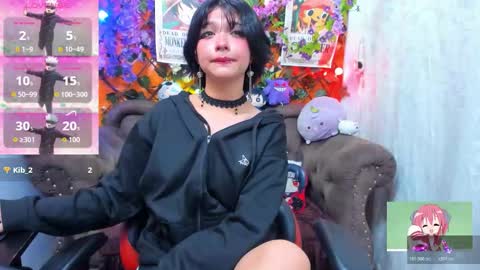 Snapshot of ravenn_20 chatting on 10-17-25, 11:35 RavenN online show from 10-17-25, 11:35