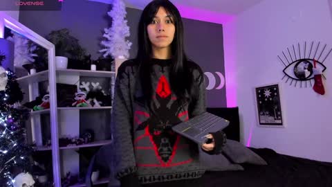 Raven Witch online show from 12-28-24, 12:57