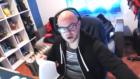 ravingr3d3 online show from 02-20-25, 09:11