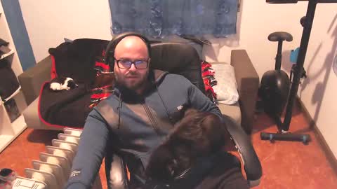 ravingr3d3 online show from 03-03-25, 10:42