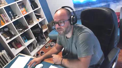 ravingr3d3 online show from 09-18-25, 08:05