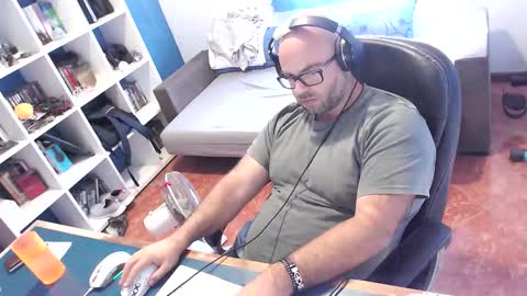 ravingr3d3 online show from 10-14-25, 11:00