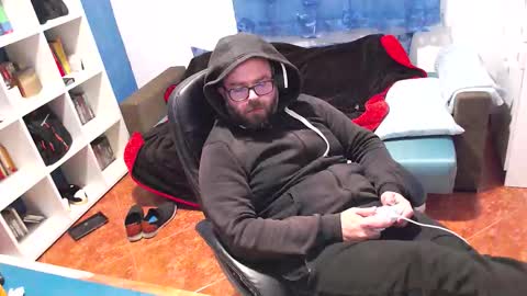 ravingr3d3 online show from 12-14-25, 10:47