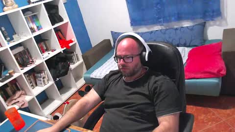 ravingr3d3 online show from 06-04-26, 09:21