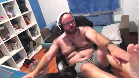 Snapshot of ravingr3d3 chatting on 07-12-26, 09:50 ravingr3d3 online show from 07-12-26, 09:50