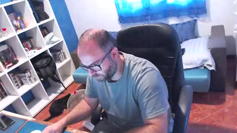 Snapshot of ravingr3d3 chatting on 07-15-26, 08:08 ravingr3d3 online show from 07-15-26, 08:08