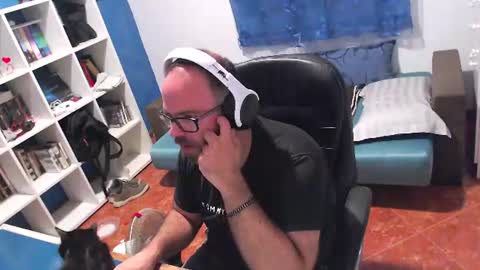 Snapshot of ravingr3d3 chatting on 07-19-26, 10:02 ravingr3d3 online show from 07-19-26, 10:02
