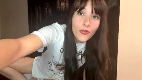 Snapshot of ravyn_nyx chatting on 10-10-25, 01:15 Ravyn and Nyx online show from 10-10-25, 01:15