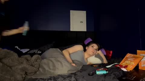 Snapshot of ravyn_nyx chatting on 11-07-25, 02:44 Ravyn and Nyx online show from 11-07-25, 02:44