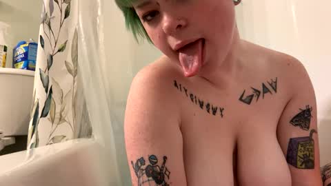 Ravynn 3 online show from 01-21-25, 02:37