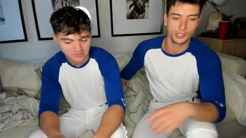 Snapshot of rawr_itsben chatting on 12-13-24, 09:20 Its Ben online show from 12-13-24, 09:20