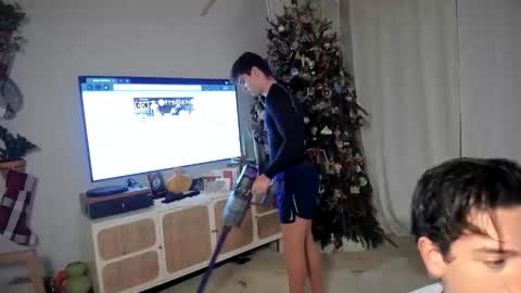 Snapshot of rawr_itsben chatting on 01-08-26, 12:13 Its Ben online show from 01-08-26, 12:13