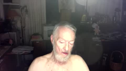 Snapshot of ray1776ray chatting on 05-25-26, 06:52 ray1776ray online show from 05-25-26, 06:52