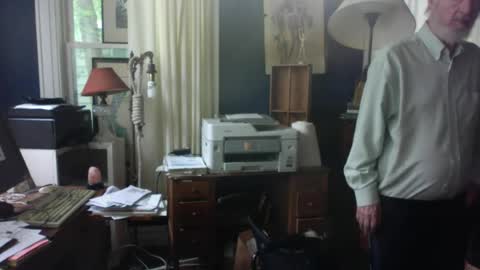 Snapshot of ray1776ray chatting on 06-12-26, 05:34 ray1776ray online show from 06-12-26, 05:34